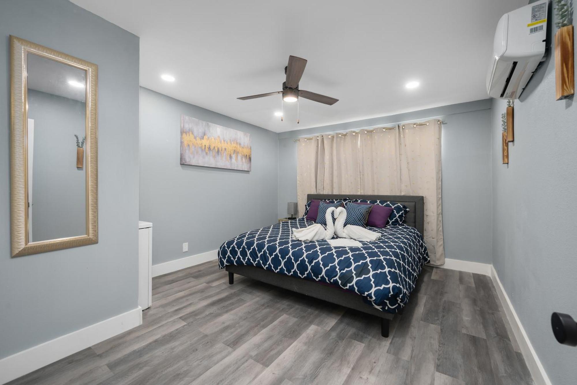 Elegant 2Br Apt Near Med Center With Free Park Houston Exterior photo