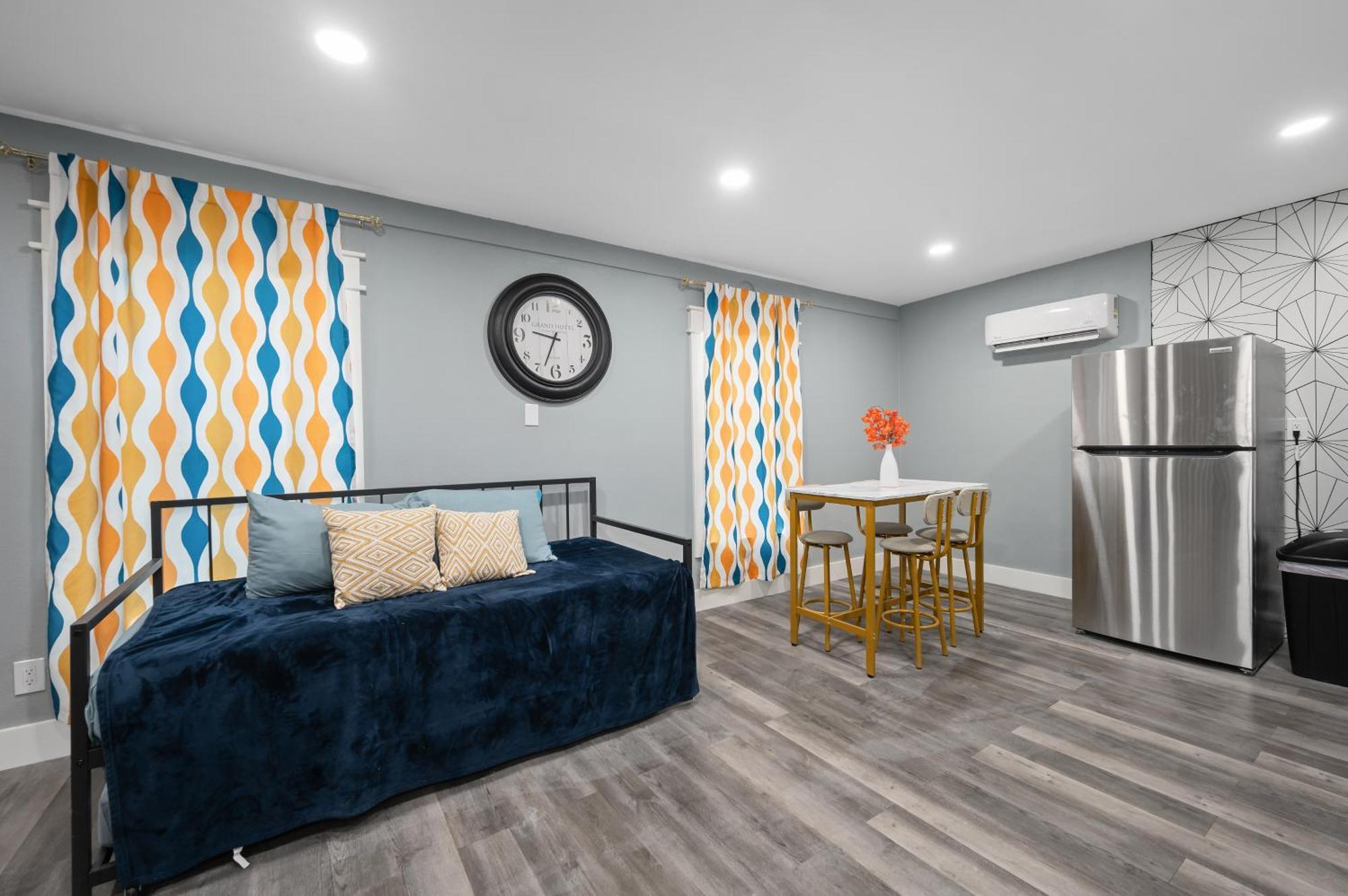 Elegant 2Br Apt Near Med Center With Free Park Houston Exterior photo
